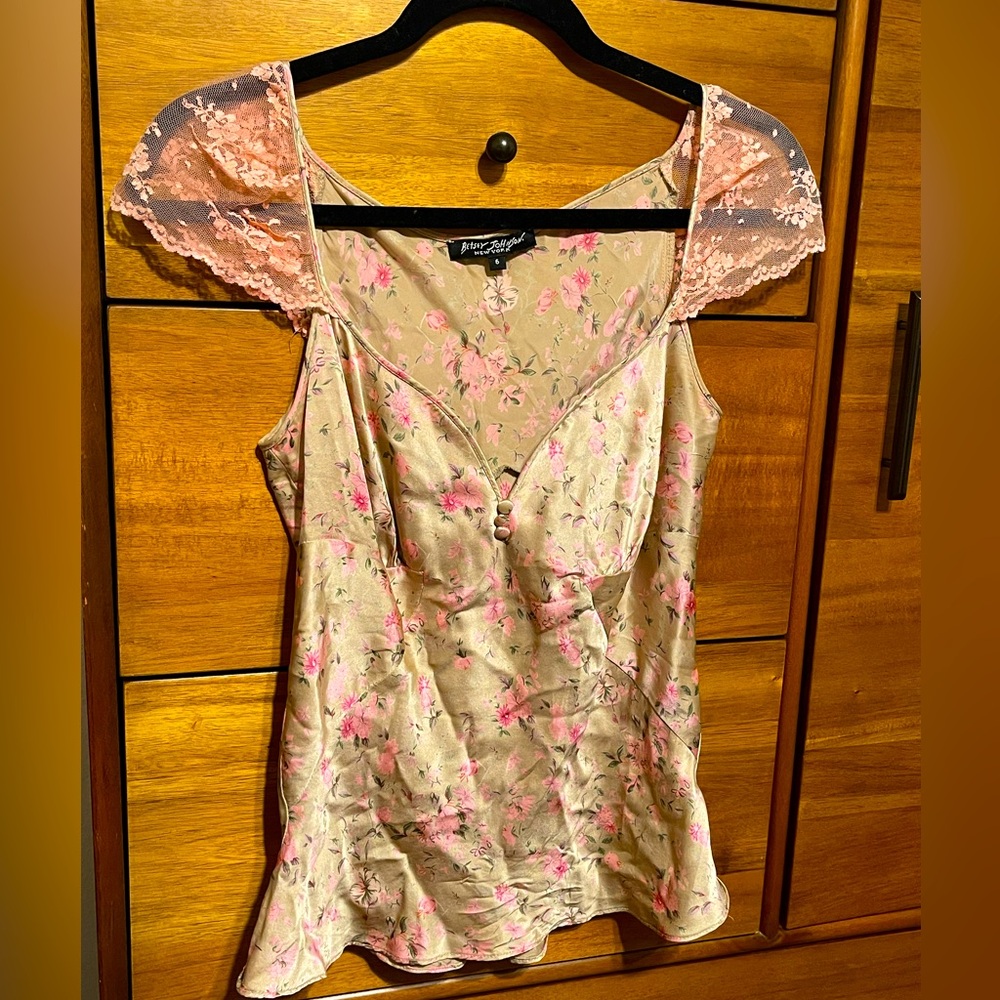 FINAL DROP Darling Vintage Silk Betsey Johnson Floral + Lace Button Blouse🕊️✨